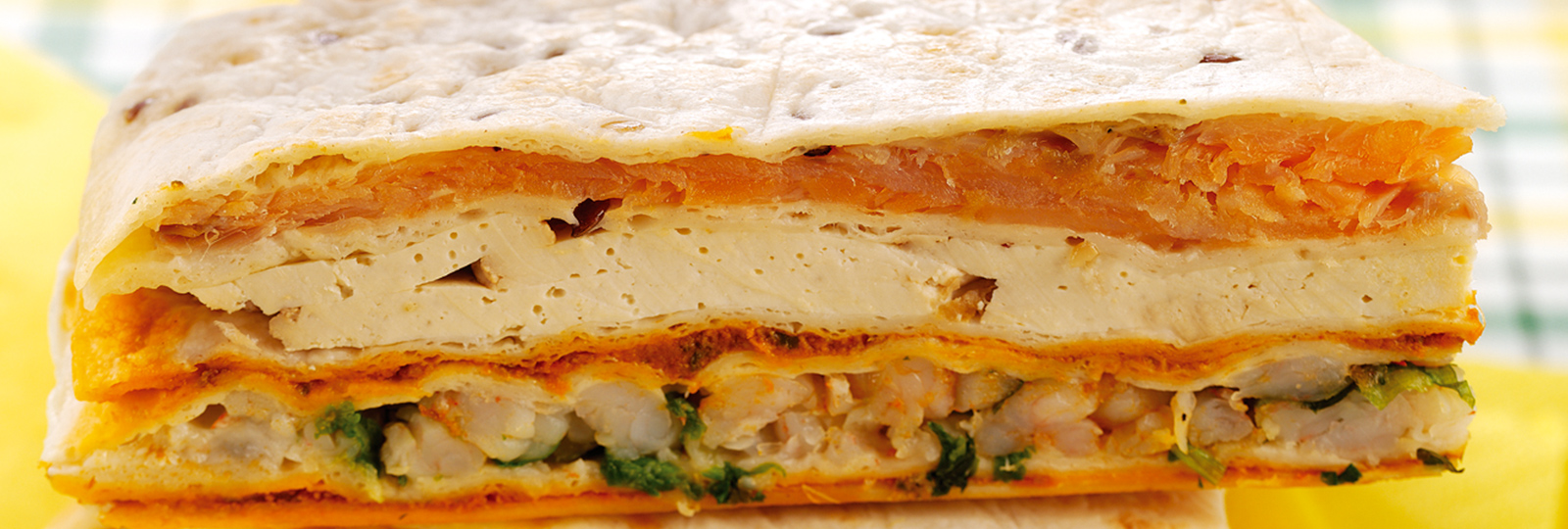 Wrap au saumon fumé, crevettes et tofu