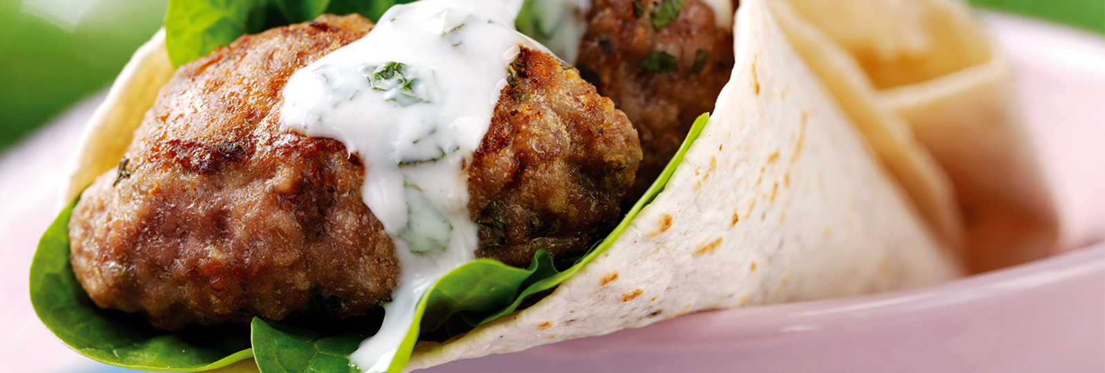 Wrap à l’agneau épicé et aux épinards